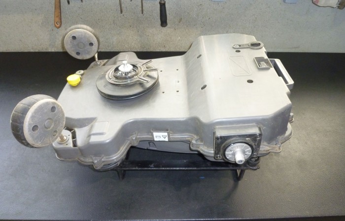 Das fertig gereinigte Gehäuse von Unten.